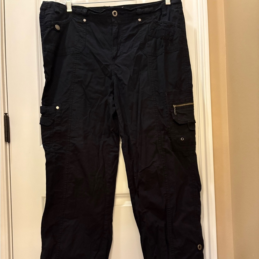 Women’s Black Boot Cut Cargo Jeans